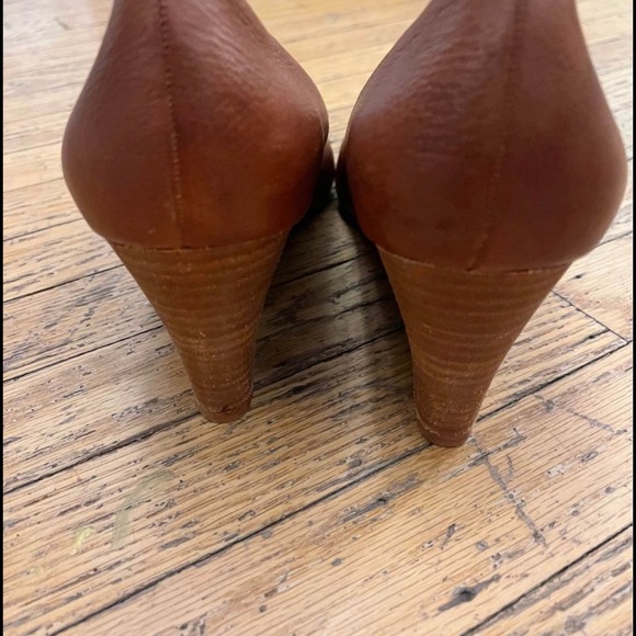 Le Chateau Peep-Toe Wedges - Picture 4 of 4